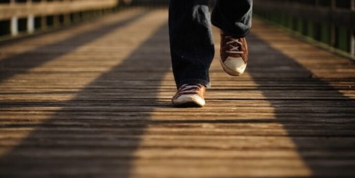 How many benefits does walking have?